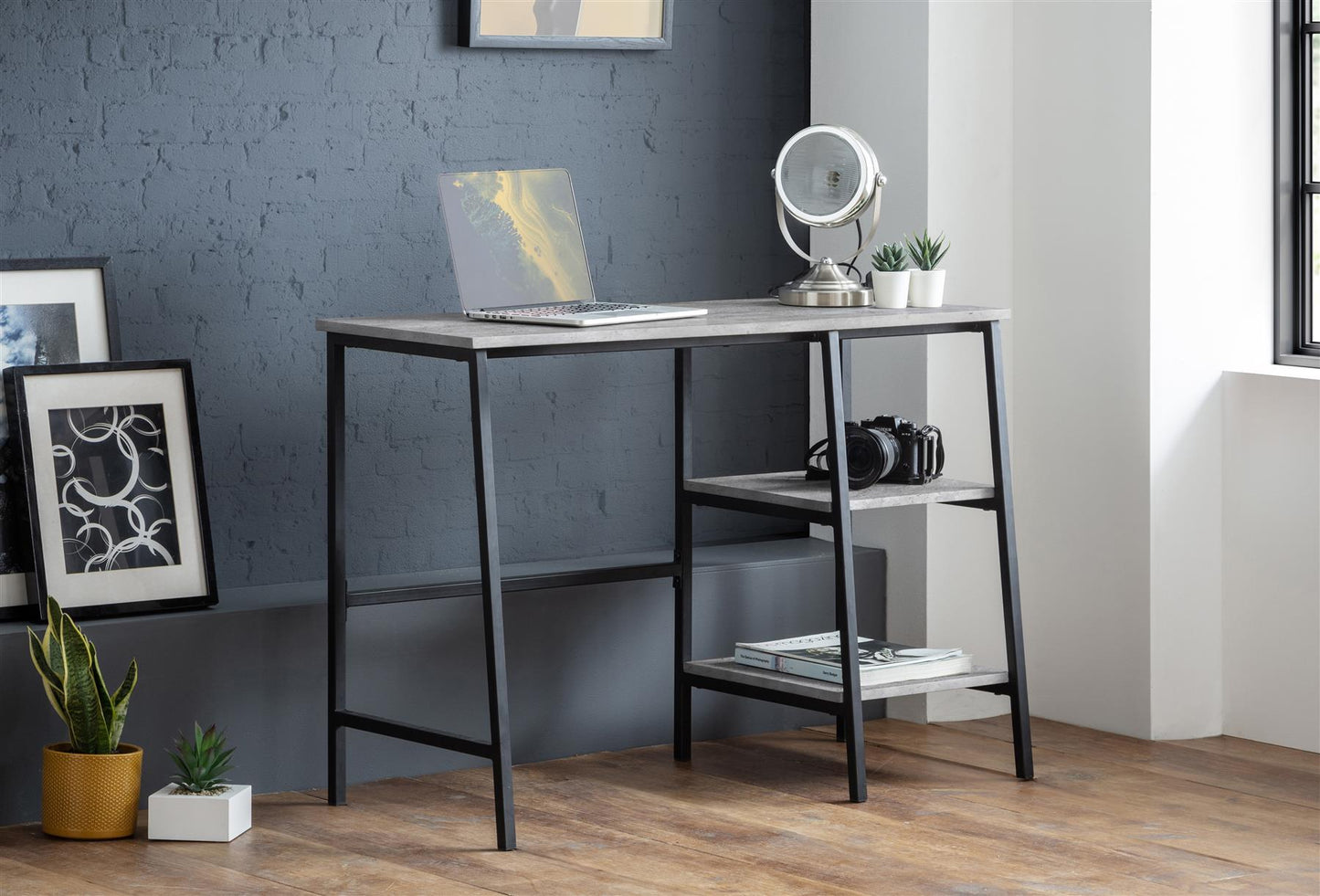 STATEN OFFICE DESK - CONCRETE