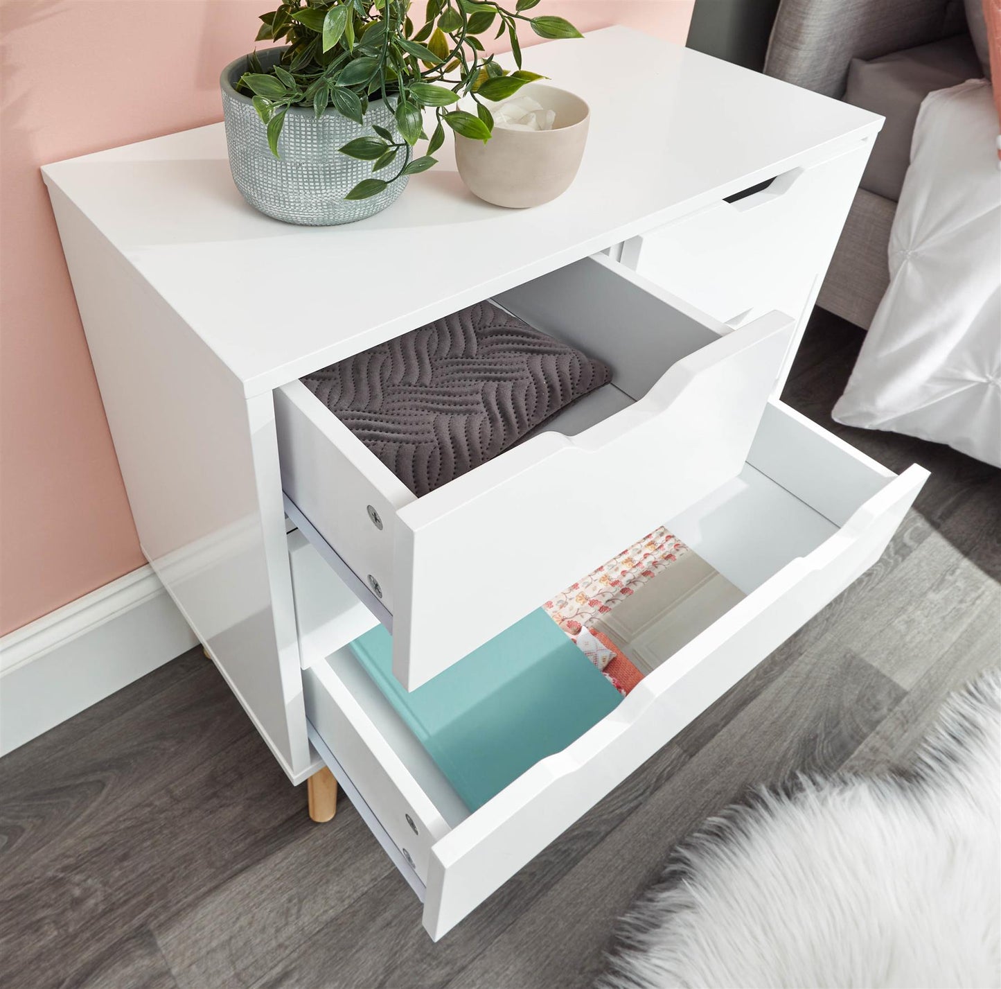 NYBORG 2+2 DRAWER CHEST - WHITE