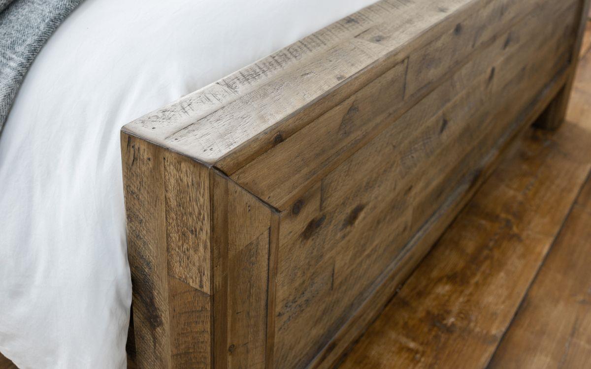 HOXTON WOODEN BED - 6FT SUPER KING SIZE - RUSTIC OAK